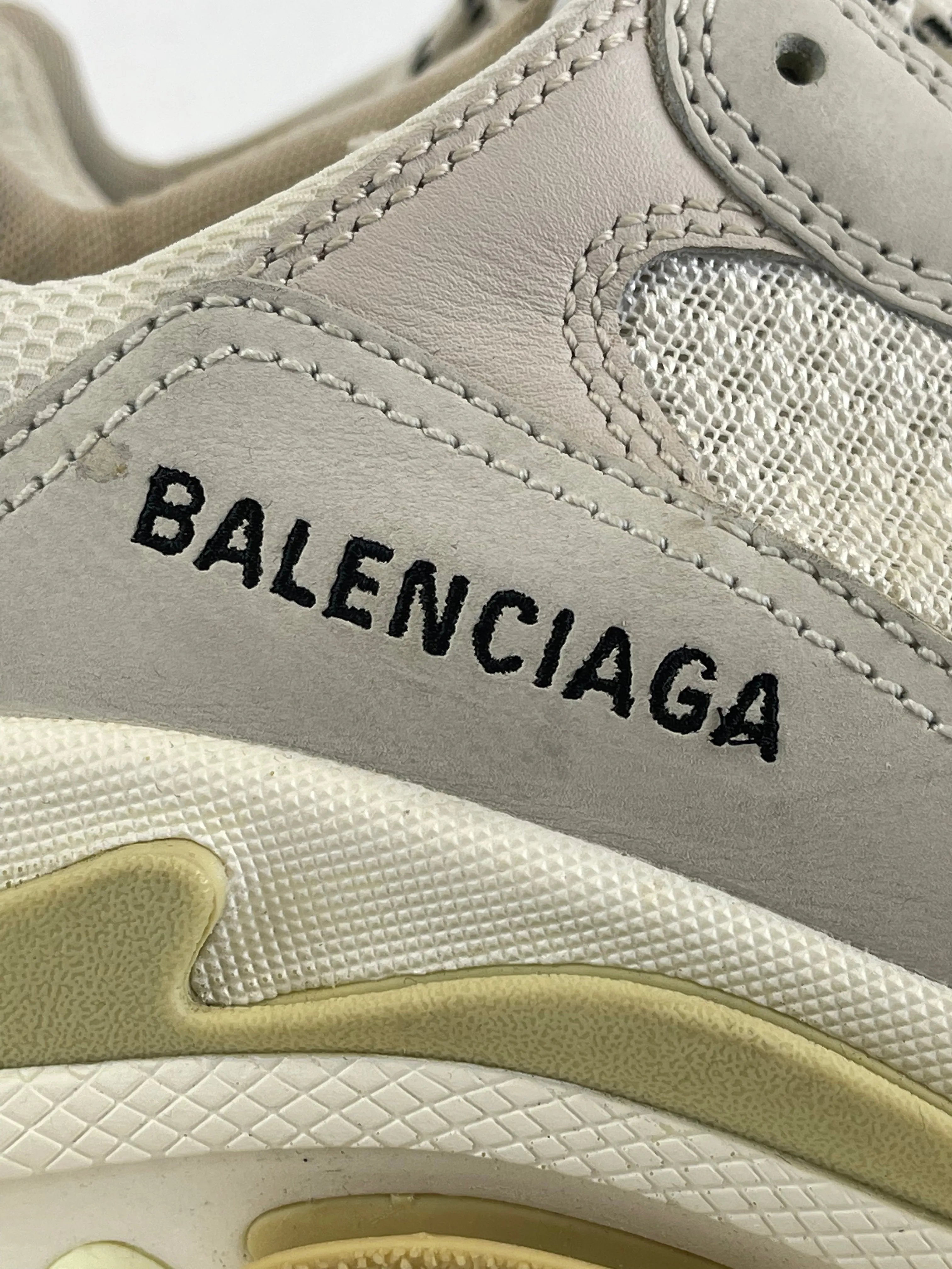 Balenciaga White "Triple S Trainers" - UK 6