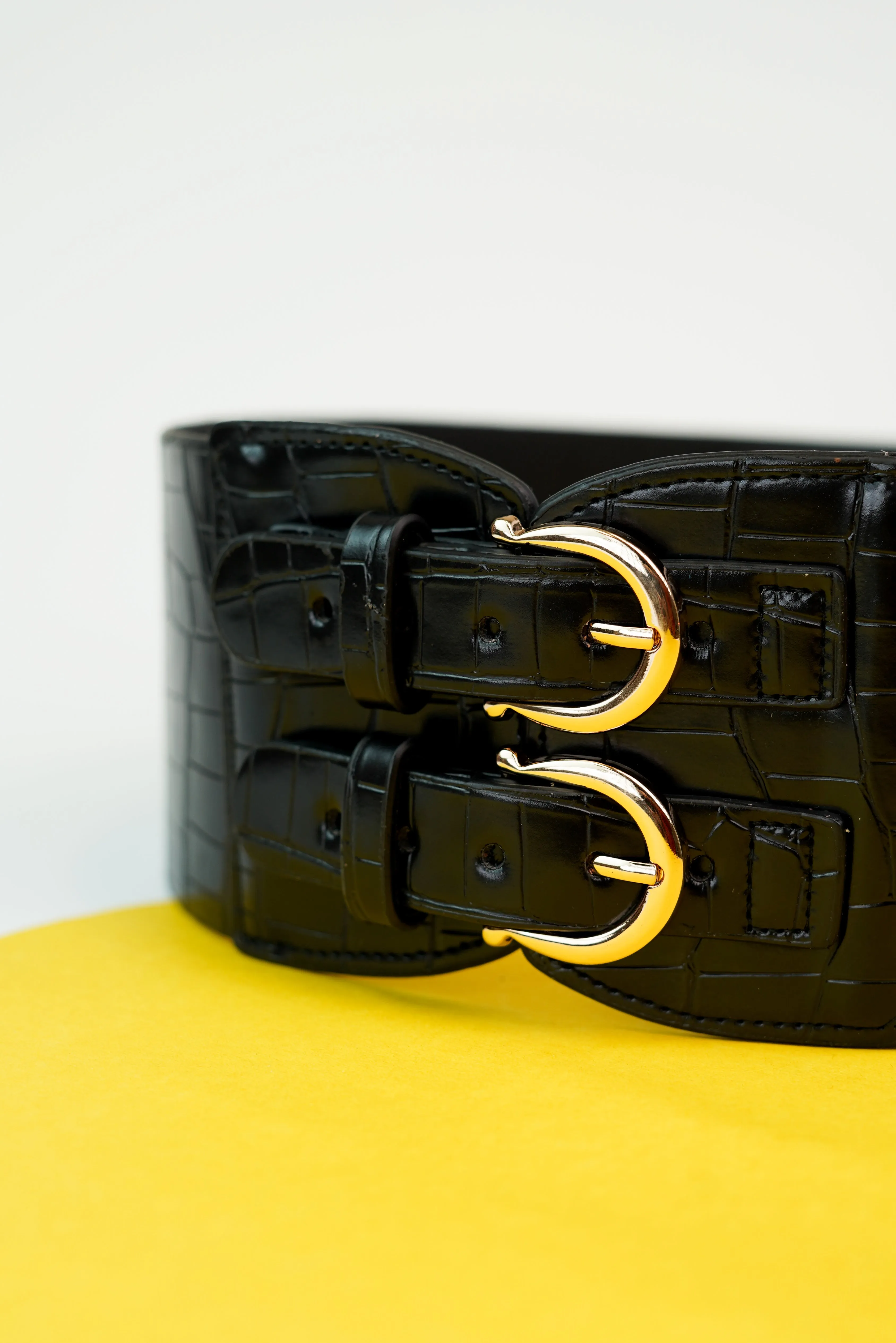 Cameo Double Buckle Waist Belt