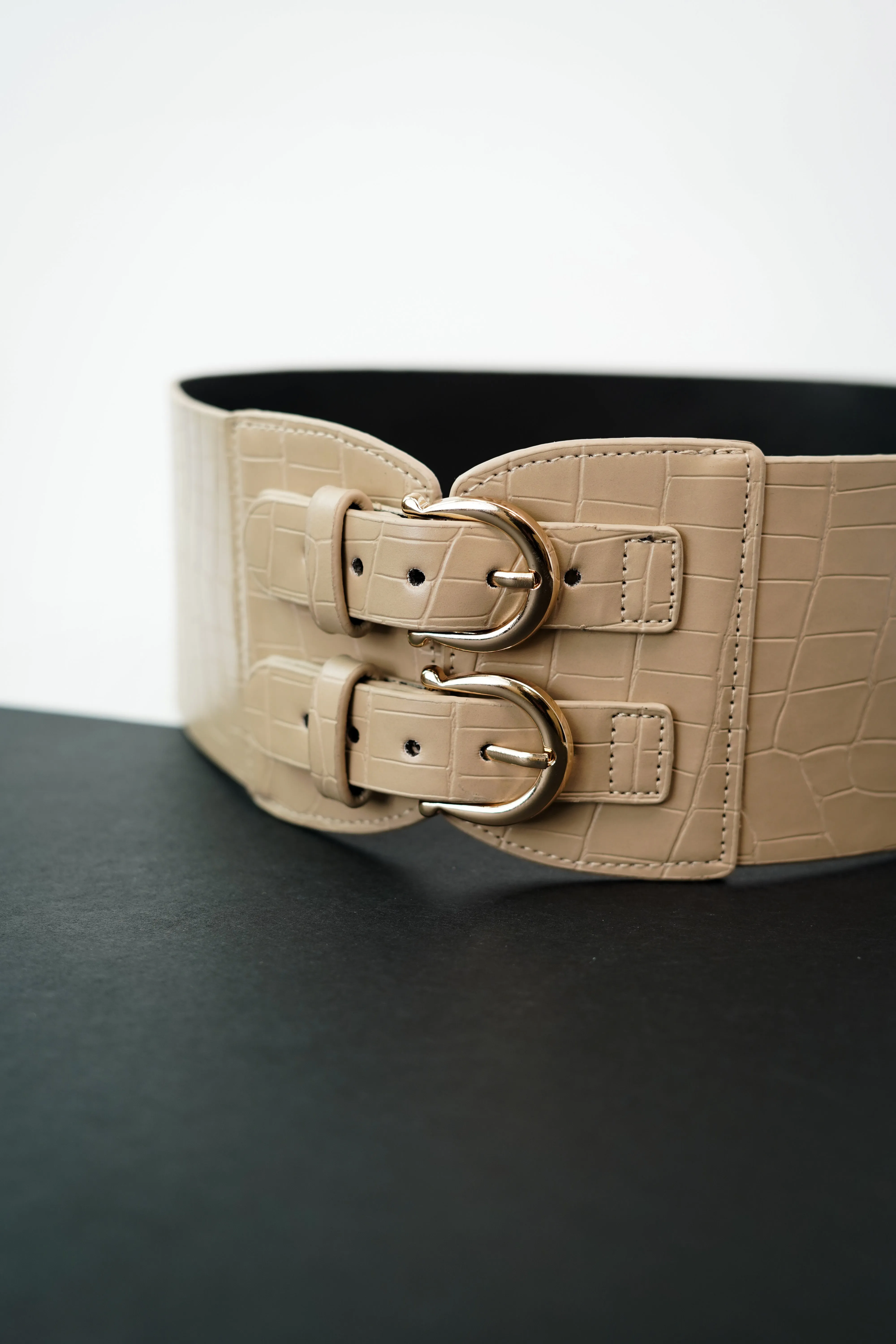 Cameo Double Buckle Waist Belt