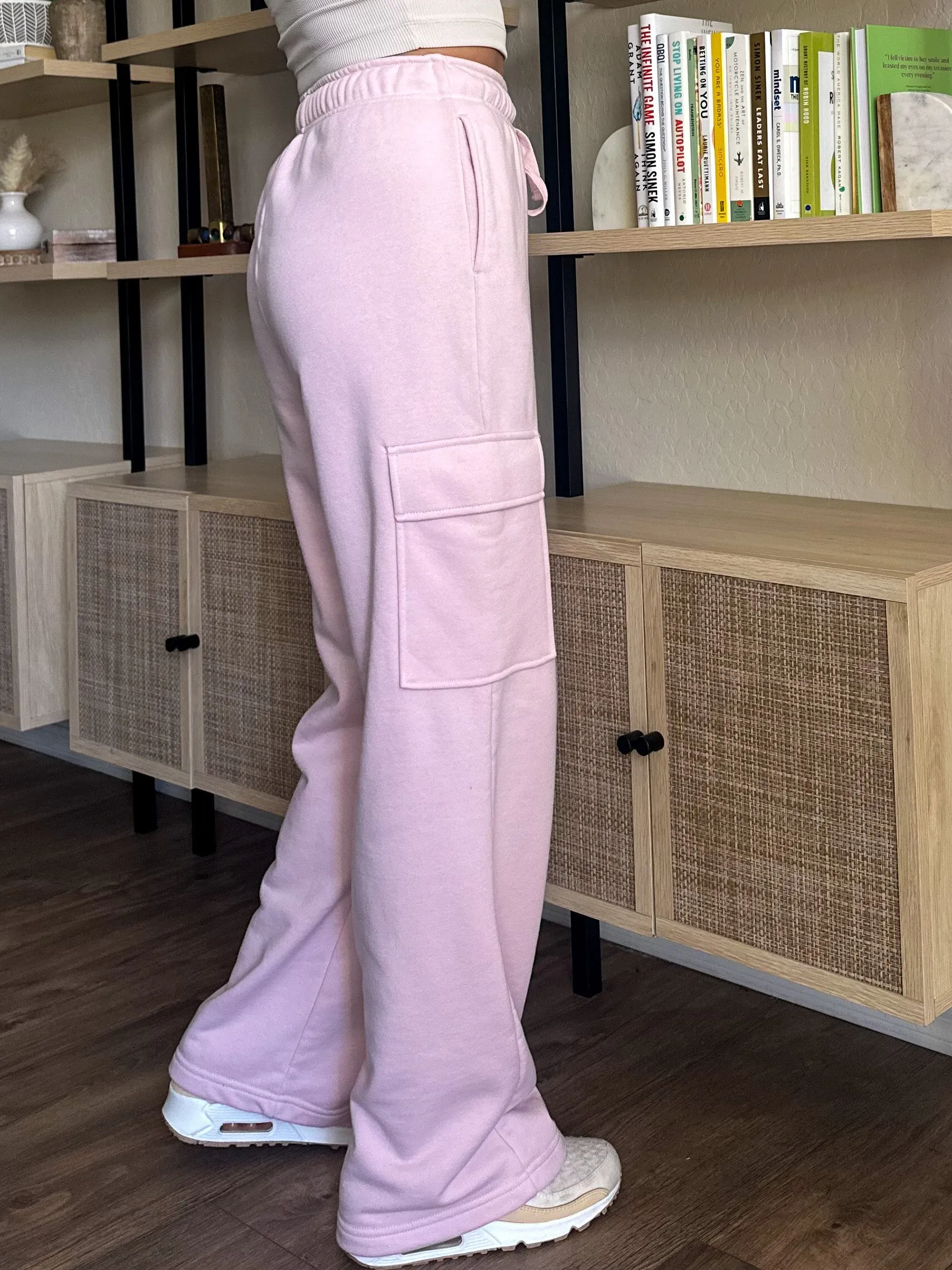 Cargo Sweatpants - Baby Pink