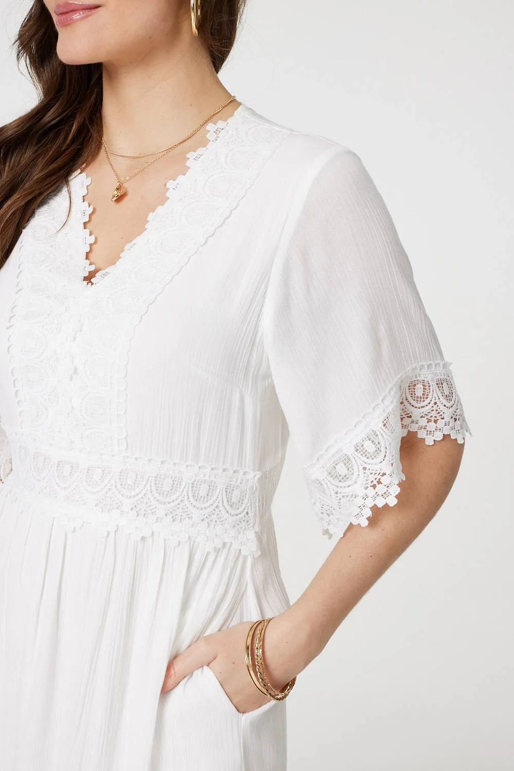 Lace Trim 3/4 Sleeve Midi Dress