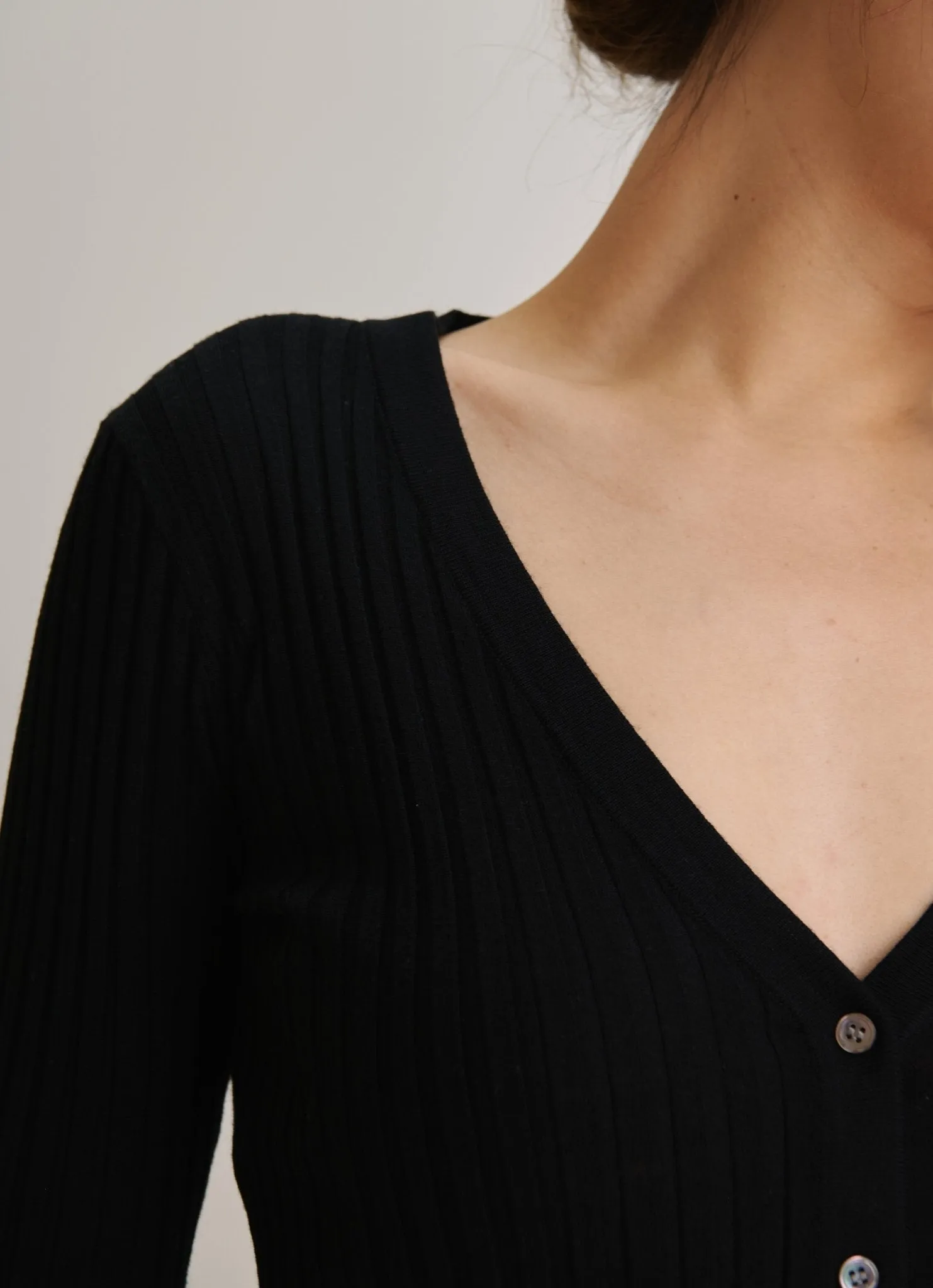 SUSAN slim-fit cardigan (Black)